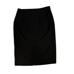 Kasper Black pencil skirt in EUC size‎ 8.